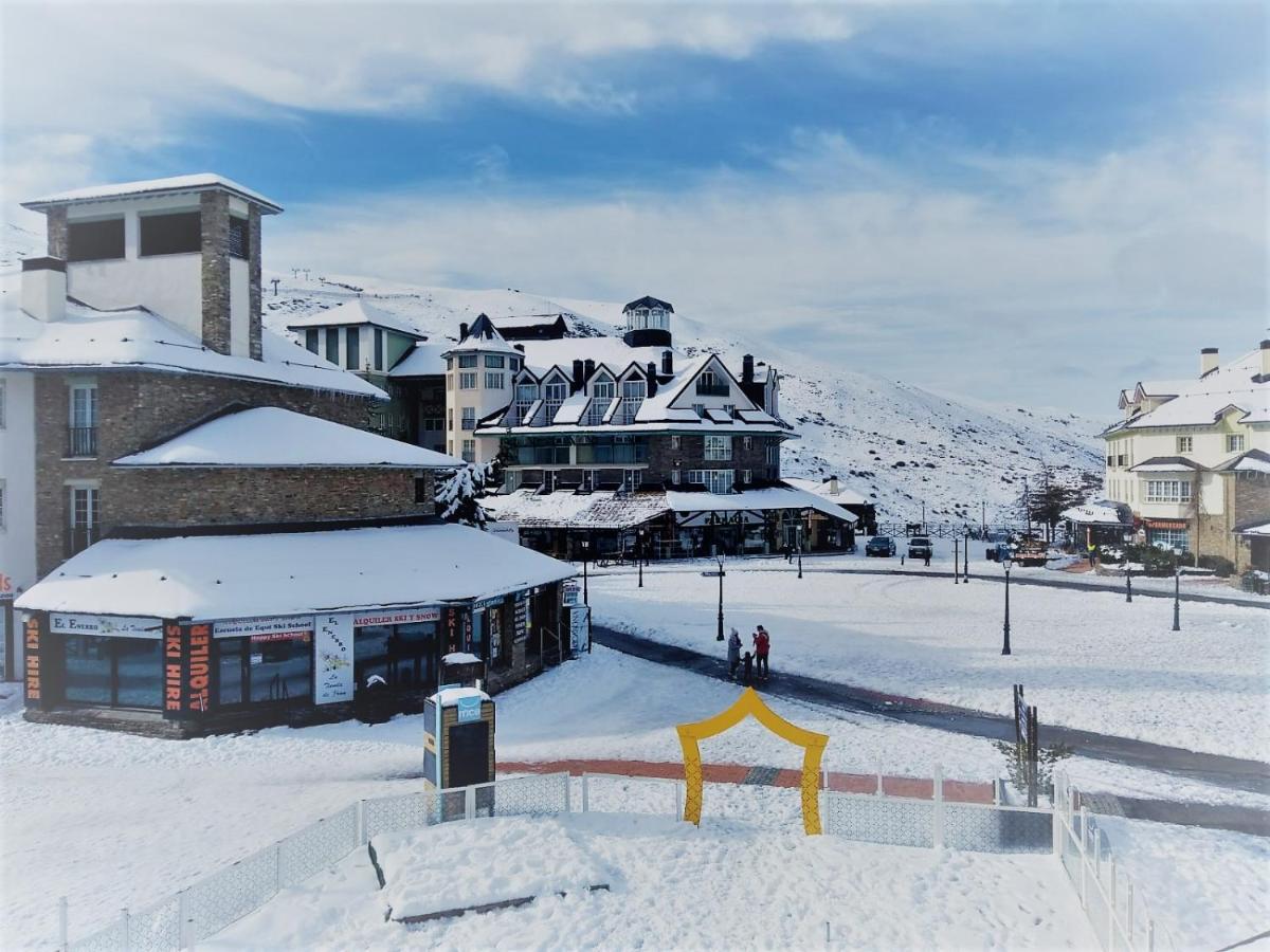 Todosierranevada Zona Baja -Plaza Principal-Junto A Los Telecabinas Sierra Nevada Eksteriør billede
