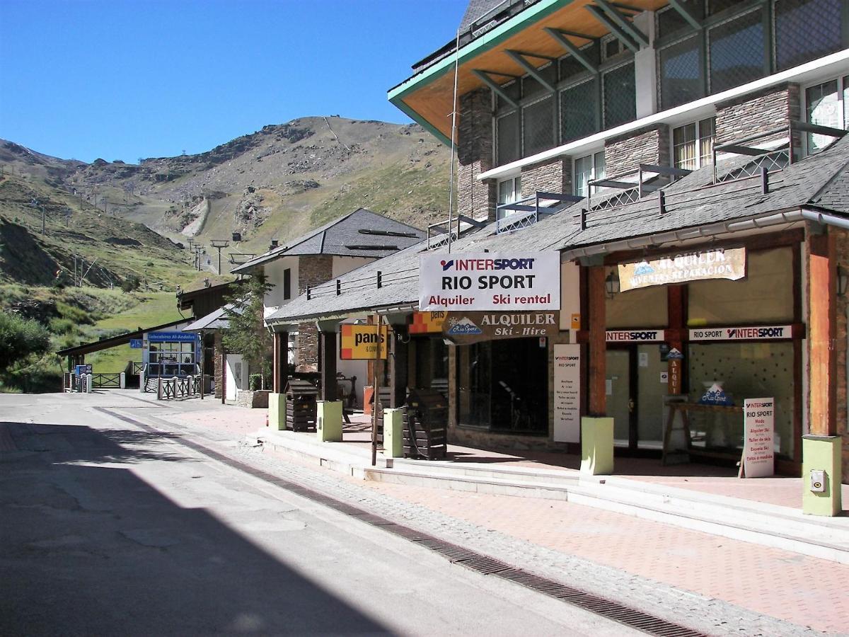 Todosierranevada Zona Baja -Plaza Principal-Junto A Los Telecabinas Sierra Nevada Eksteriør billede