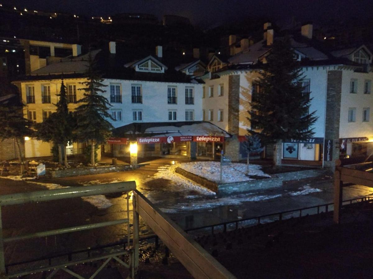 Todosierranevada Zona Baja -Plaza Principal-Junto A Los Telecabinas Sierra Nevada Eksteriør billede